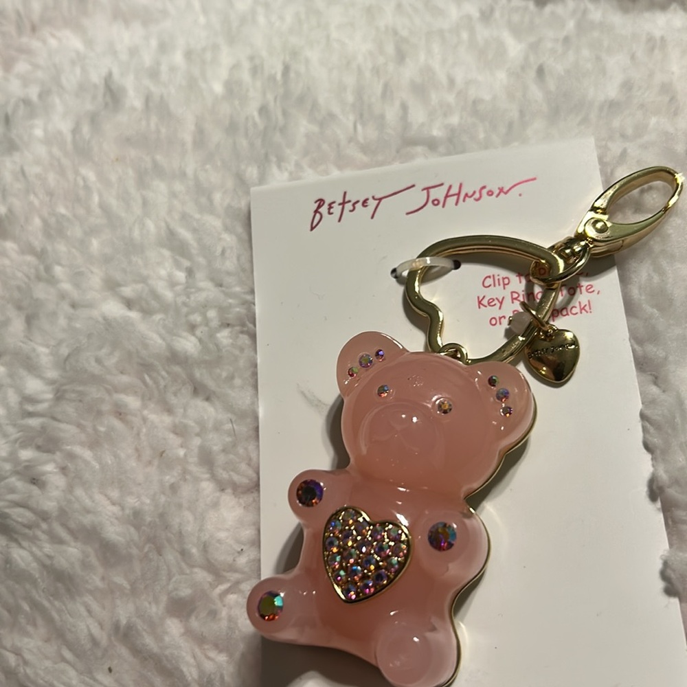 Betsey Johnson Pink Bear Handbag Charm or keychain. Pretty heart. NWT. Cute. - Picture 9 of 10